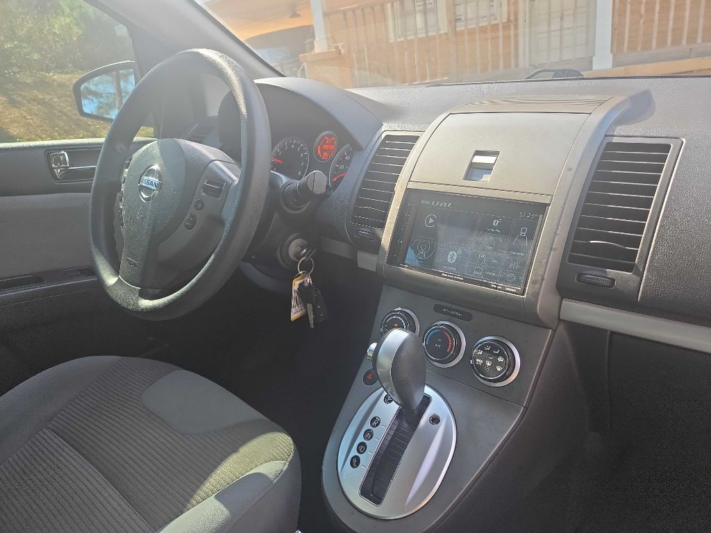 2012 Nissan Sentra Image 8