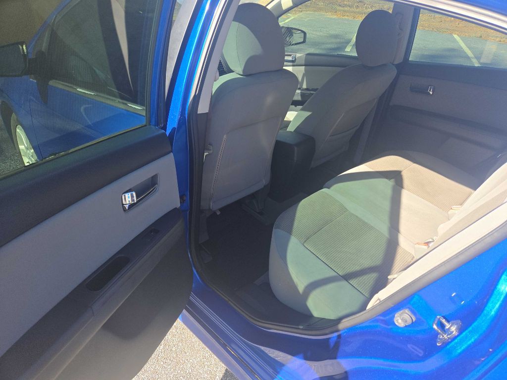 2012 Nissan Sentra Image 17