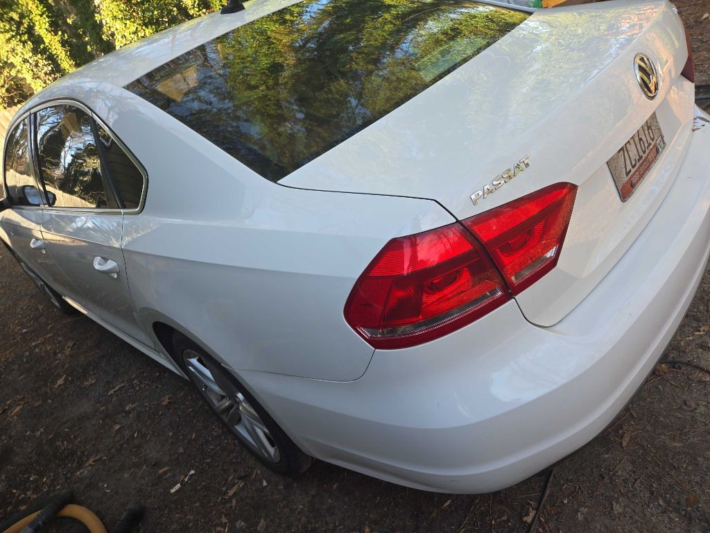 2014 Volkswagen Passat Image 8