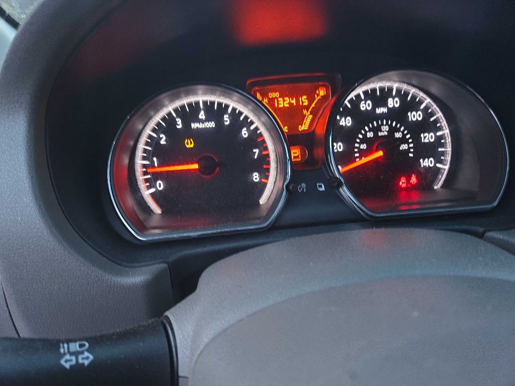 2014 Nissan Versa Image 22