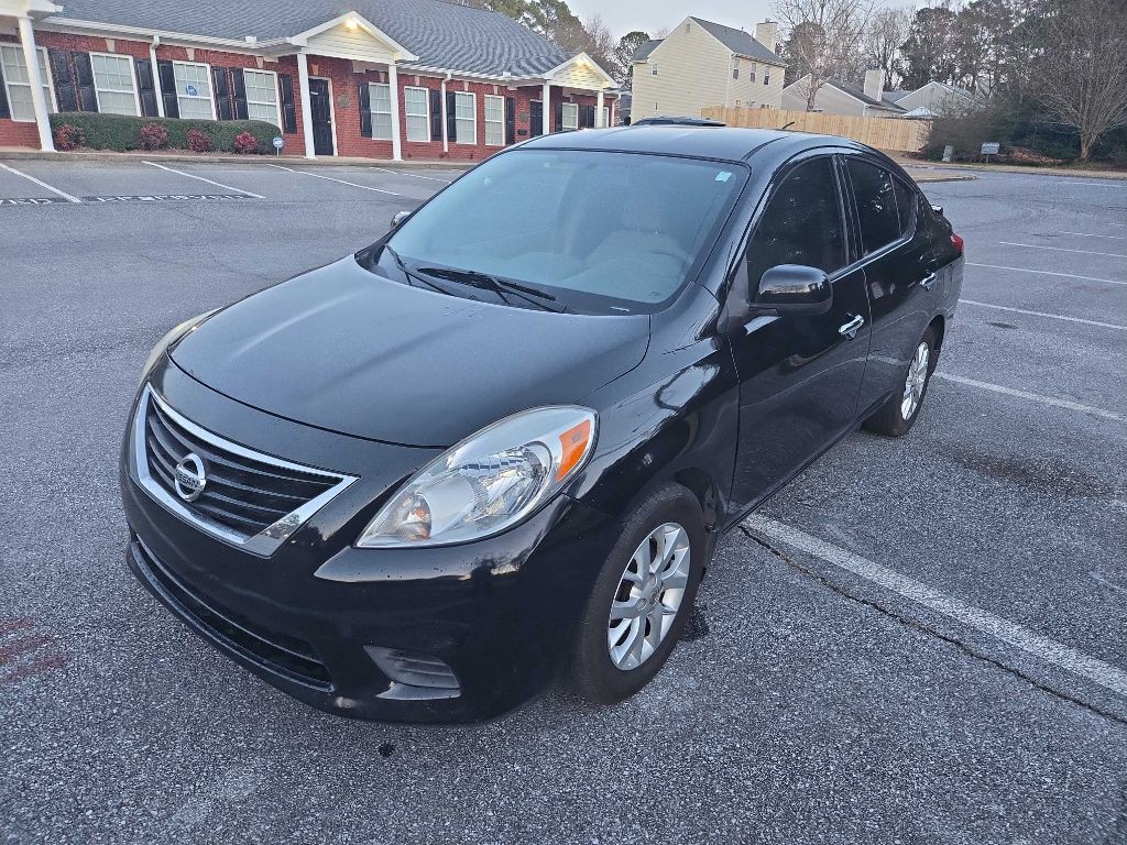 2014 Nissan Versa Image 24