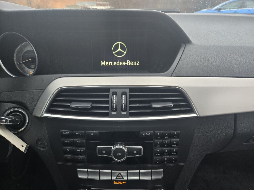 2013 Mercedes-Benz C-Class Image 9