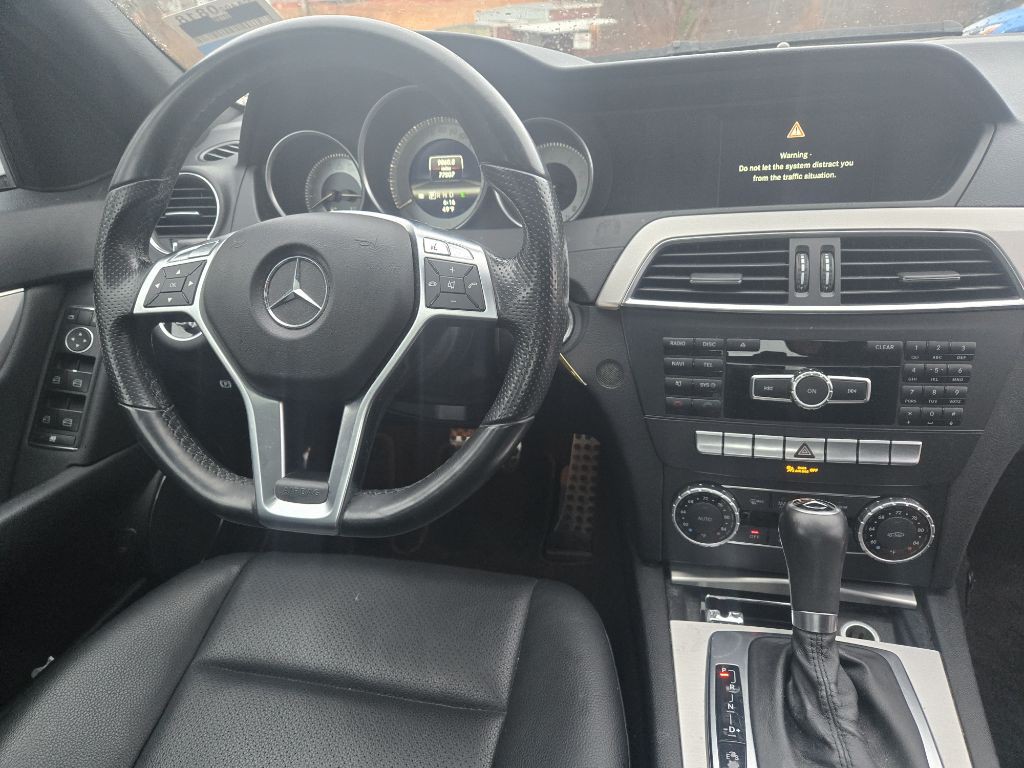2013 Mercedes-Benz C-Class Image 10