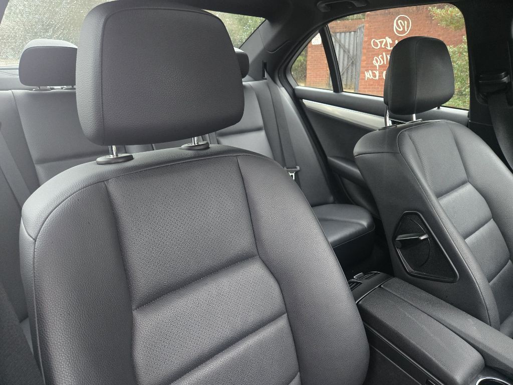 2013 Mercedes-Benz C-Class Image 13