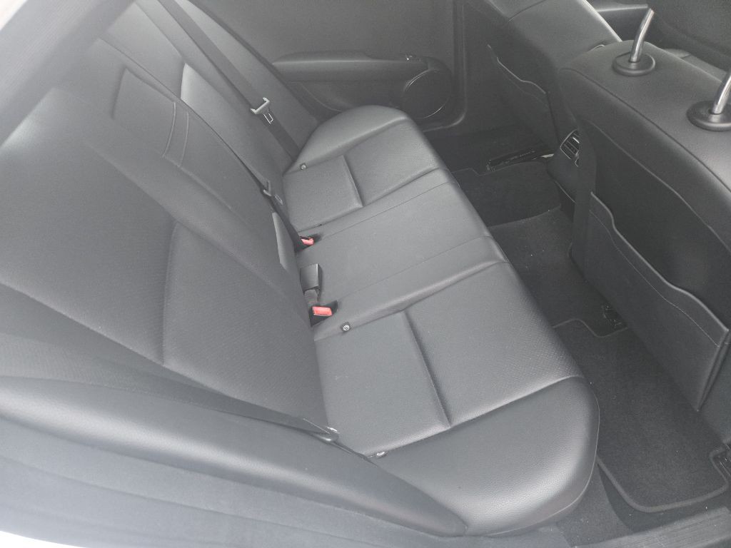 2013 Mercedes-Benz C-Class Image 14