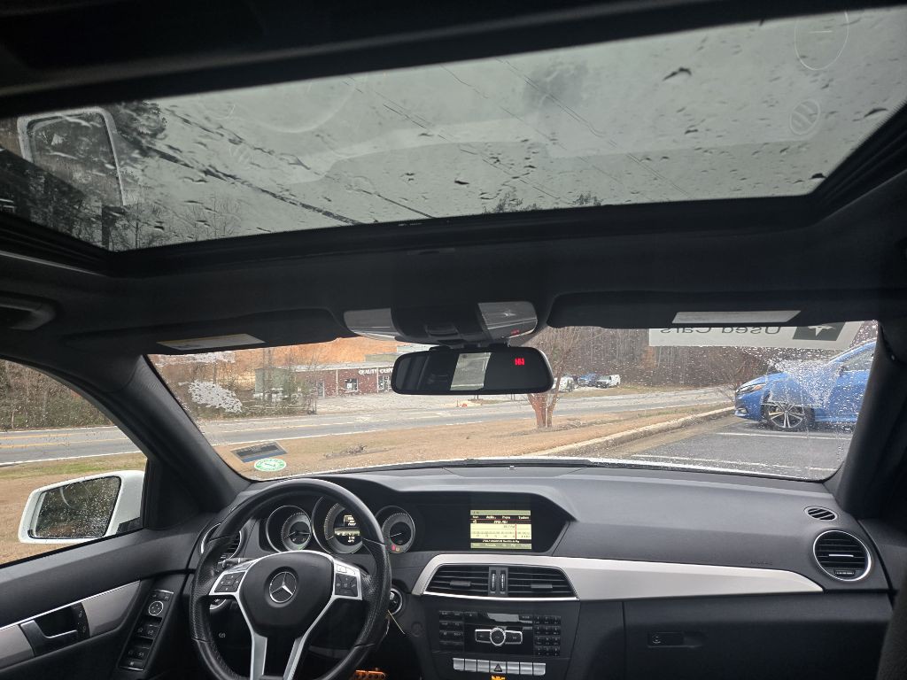 2013 Mercedes-Benz C-Class Image 21