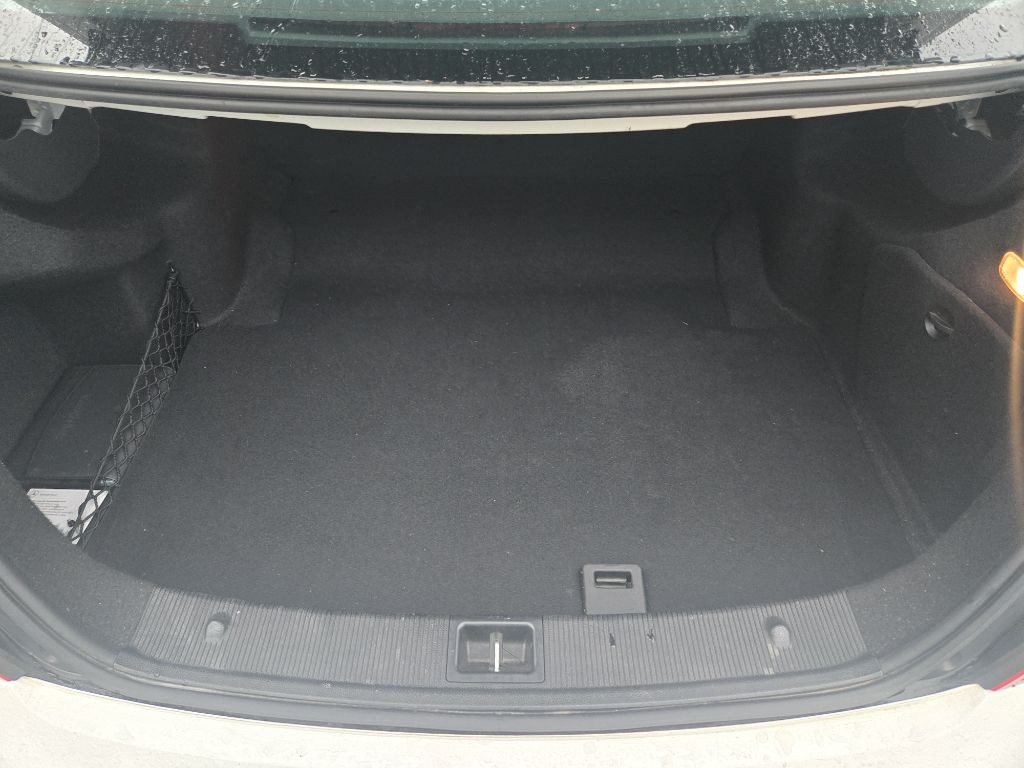 2013 Mercedes-Benz C-Class Image 33