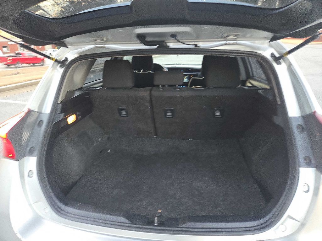 2016 Toyota Corolla Image 14