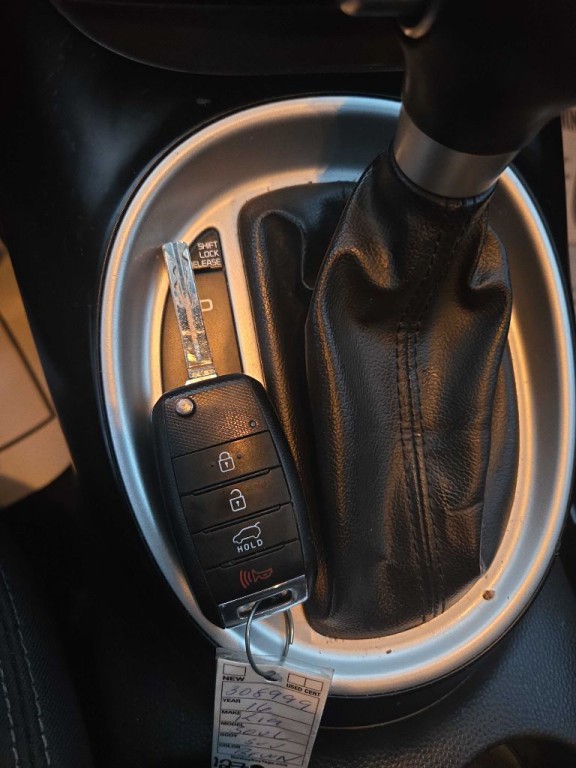 2016 Kia Soul Image 38