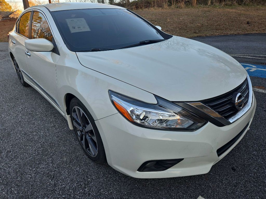 2016 Nissan Altima Image 2