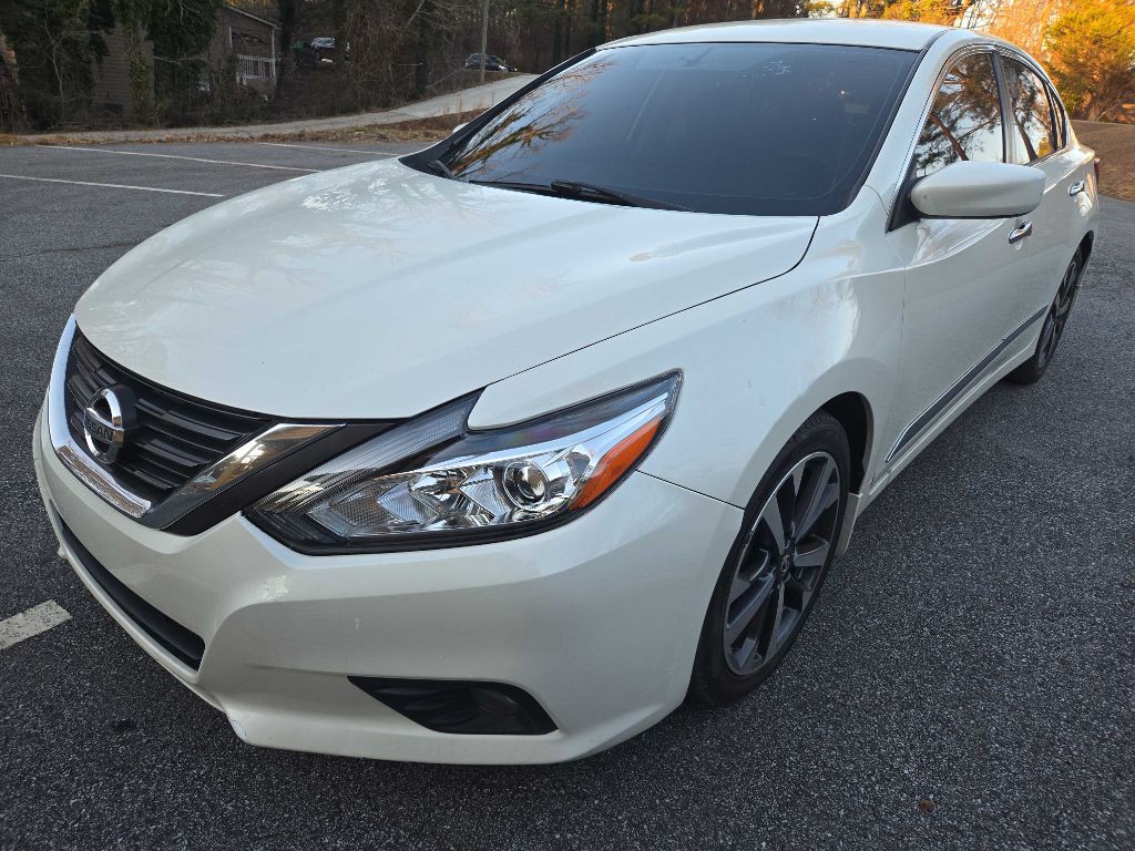 2016 Nissan Altima Image 4