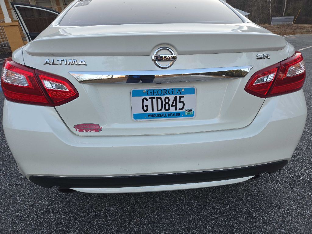 2016 Nissan Altima Image 25