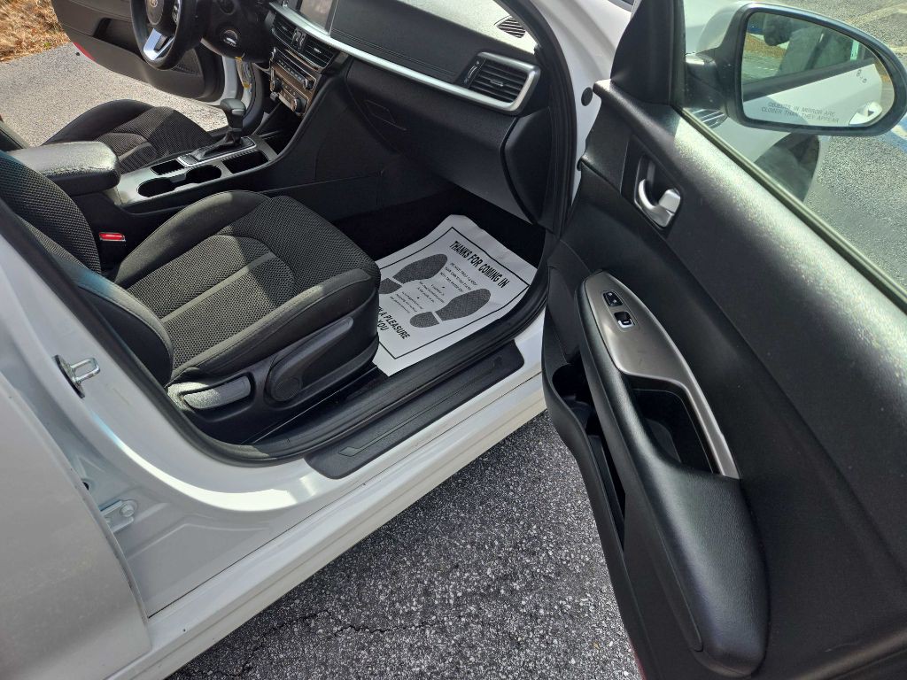 2019 Kia Optima Image 24
