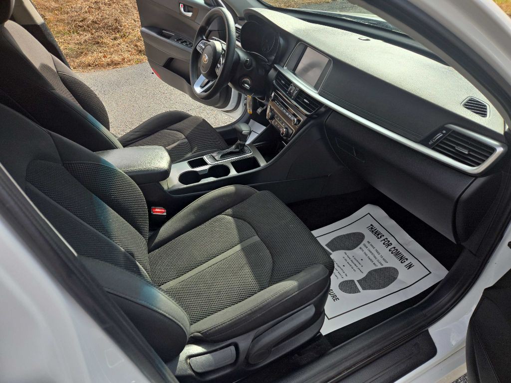 2019 Kia Optima Image 25