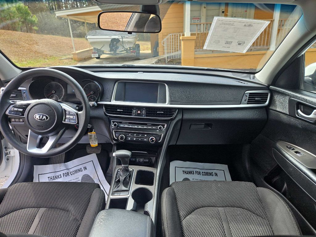 2019 Kia Optima Image 30