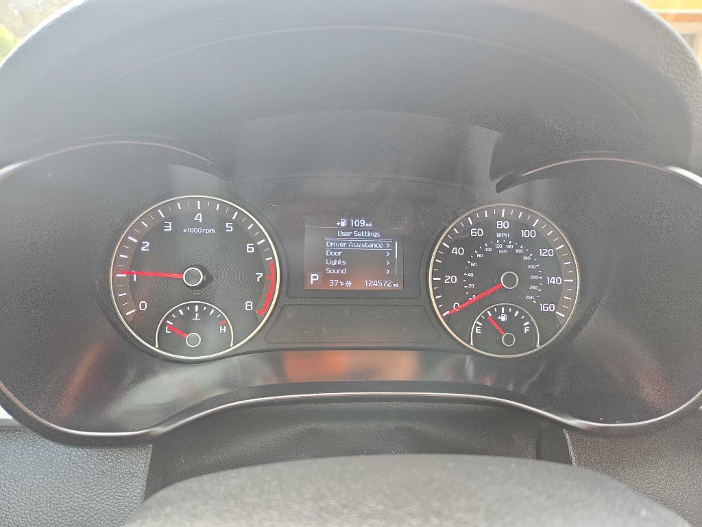 2019 Kia Optima Image 38