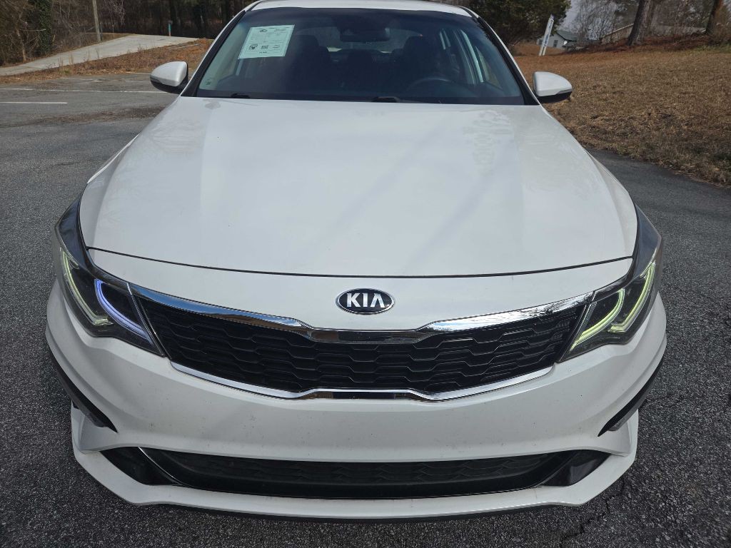 2019 Kia Optima Image 1