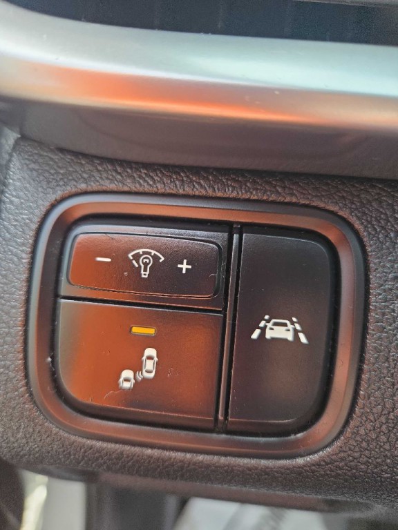 2019 Kia Optima Image 5