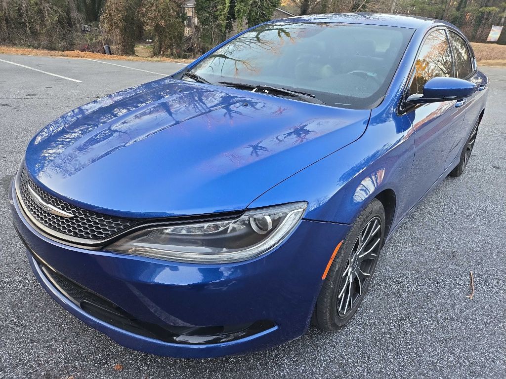 2016 Chrysler 200 Image 7