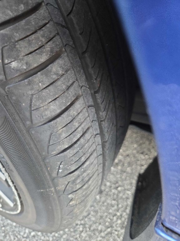 2016 Chrysler 200 Image 14