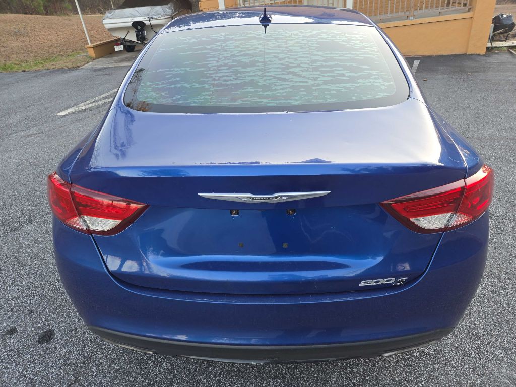 2016 Chrysler 200 Image 15