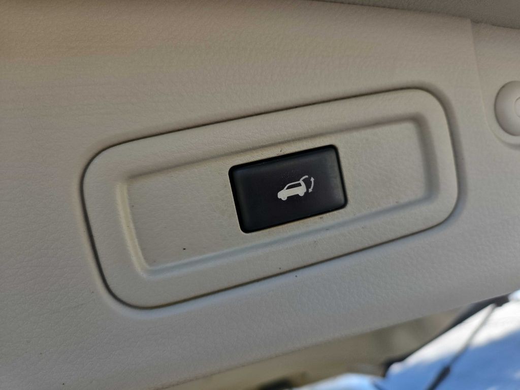 2014 Nissan Murano Image 32