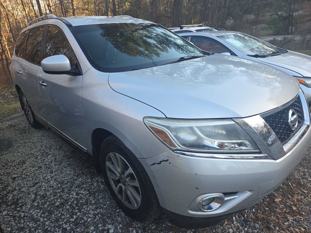 2014 Nissan Pathfinder Image 5