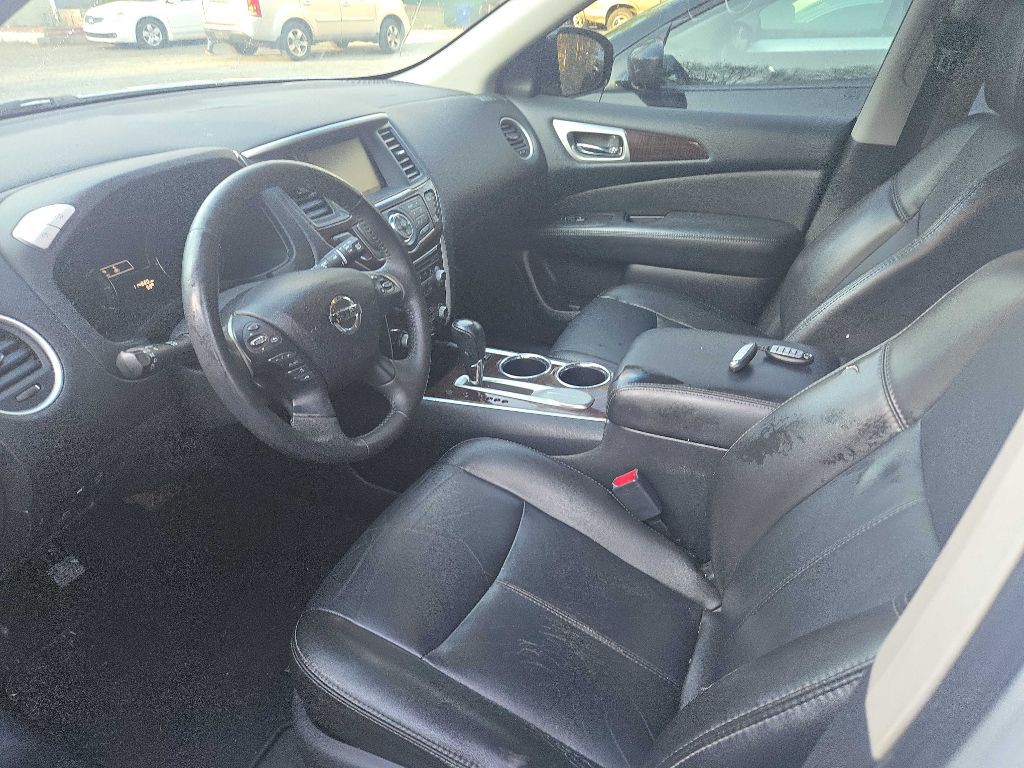 2014 Nissan Pathfinder Image 12