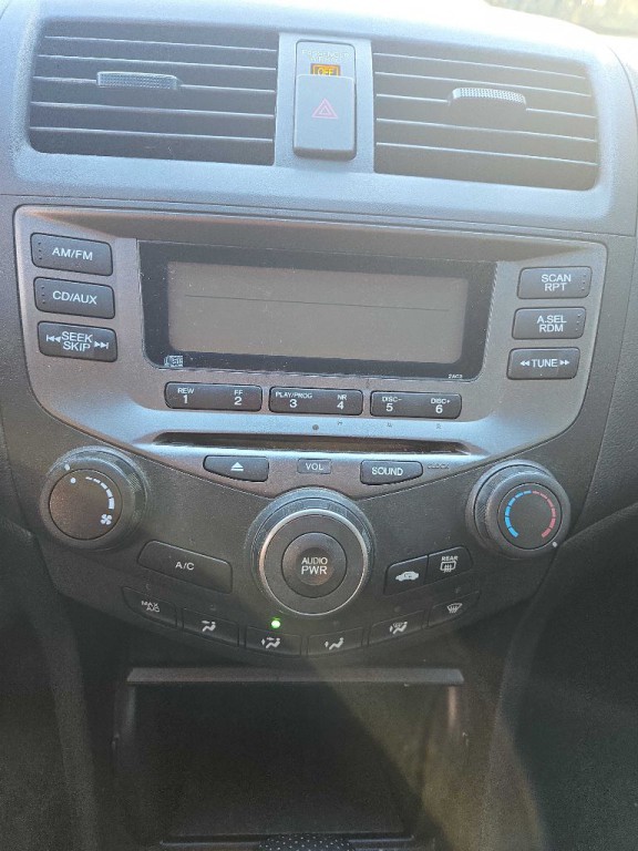 2007 Honda Accord Image 12