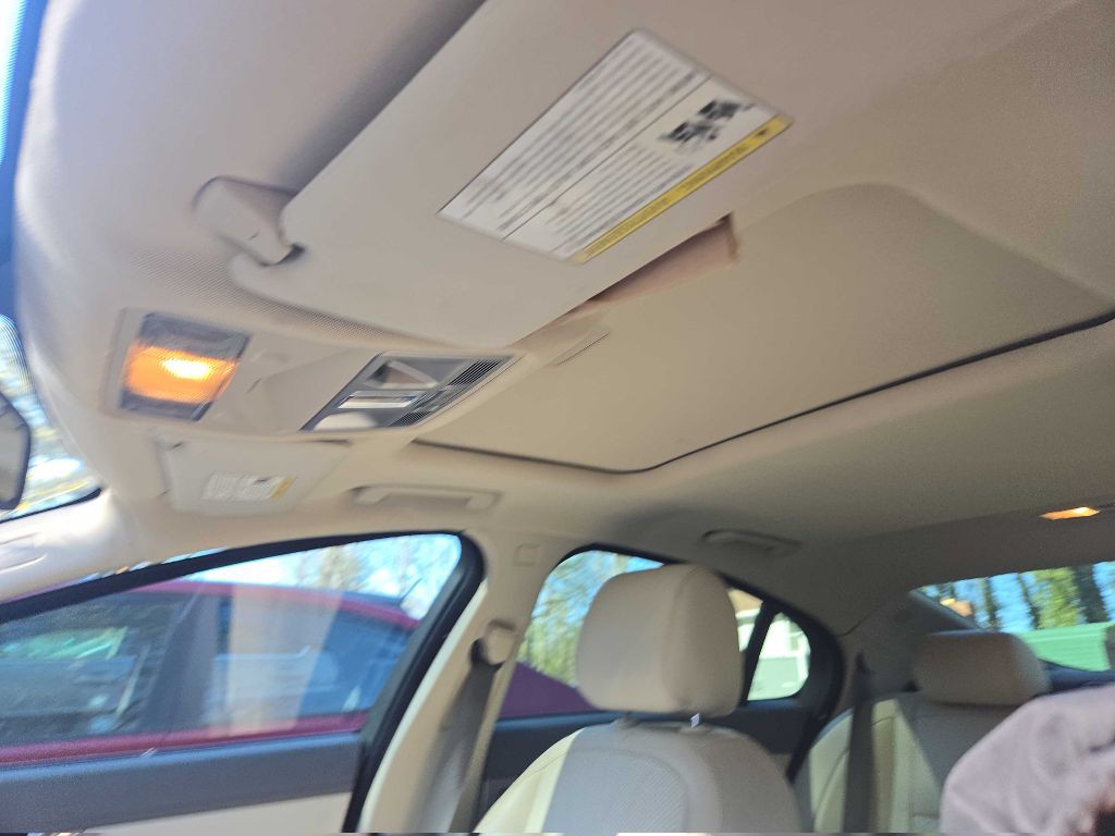 2009 Jaguar XF Image 9