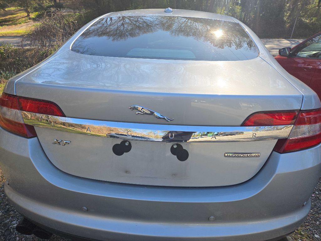 2009 Jaguar XF Image 13