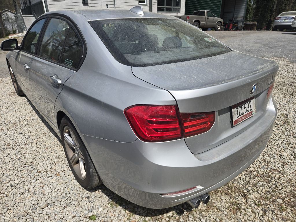 2014 BMW 3 Series Image 8