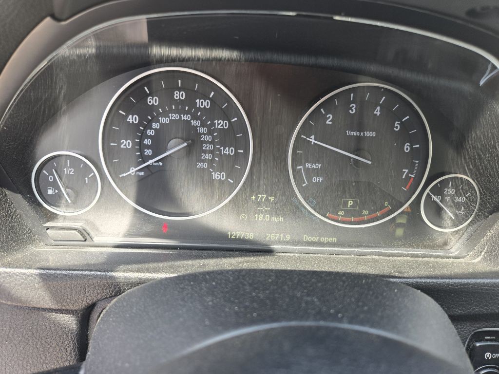 2014 BMW 3 Series Image 18