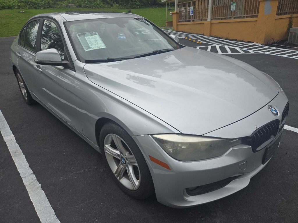 2014 BMW 3 Series Image 4