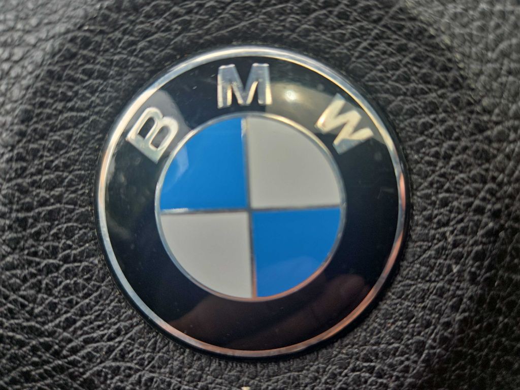 2014 BMW 3 Series Image 30