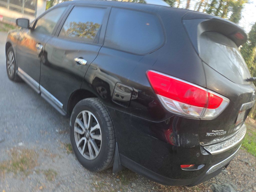 2013 Nissan Pathfinder Image 7