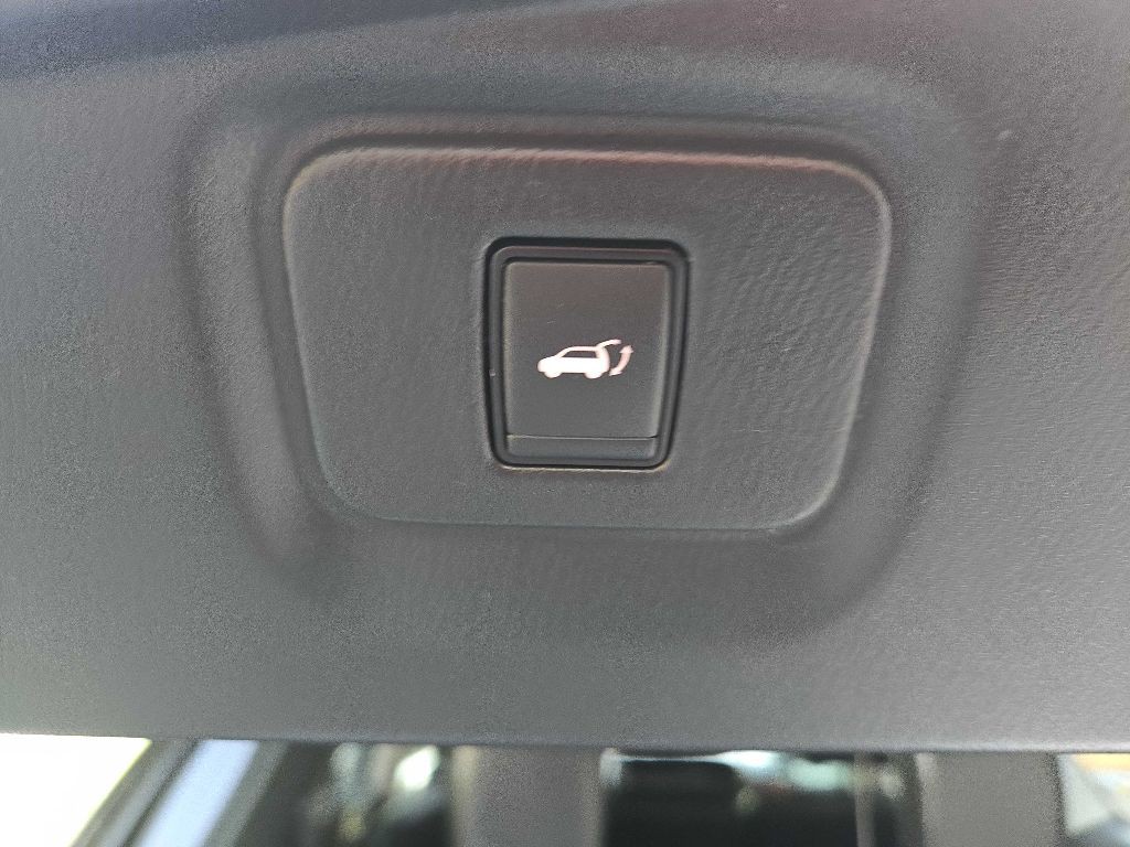 2013 Nissan Pathfinder Image 30