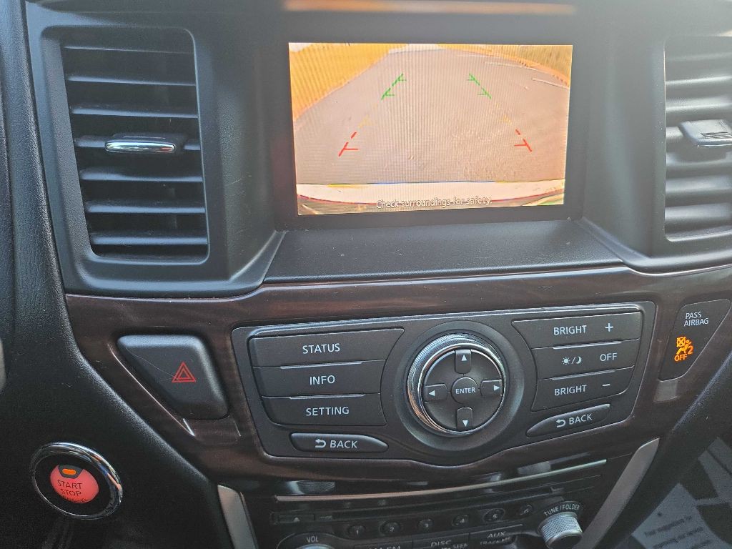 2013 Nissan Pathfinder Image 39