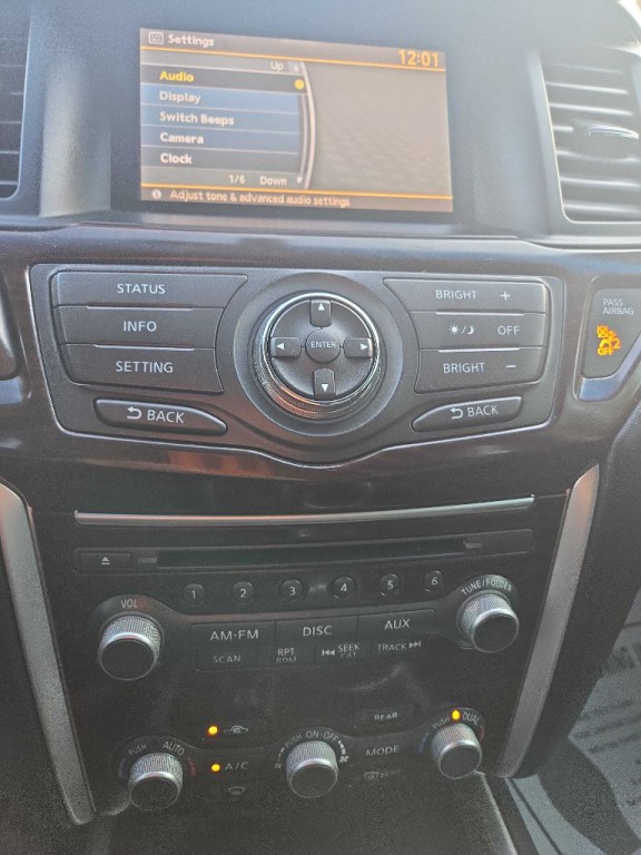 2013 Nissan Pathfinder Image 40