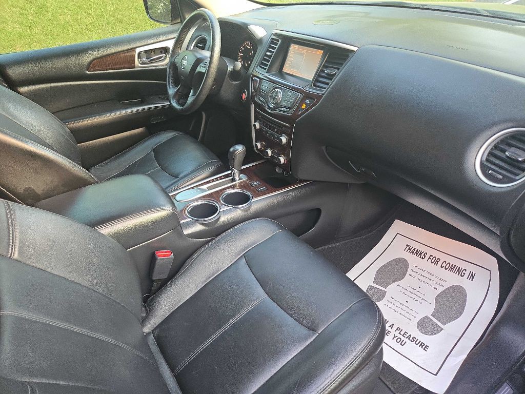 2013 Nissan Pathfinder Image 50