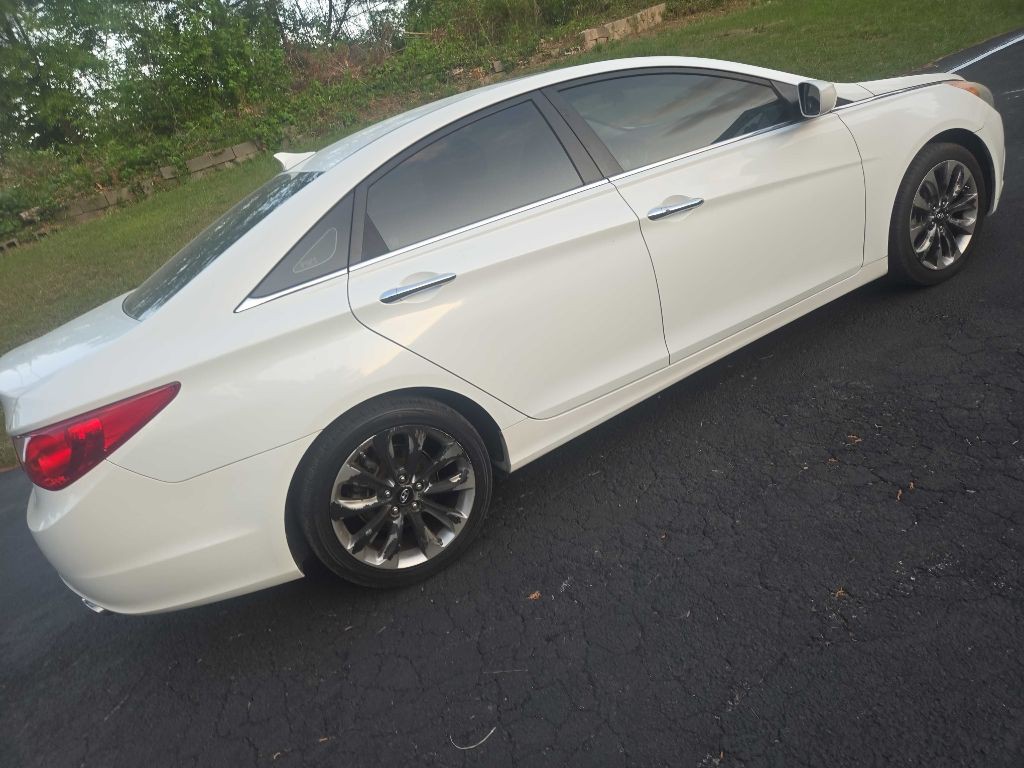 2011 Hyundai Sonata Image 13