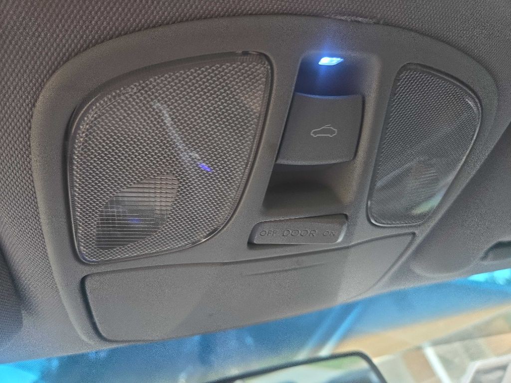 2011 Hyundai Sonata Image 29