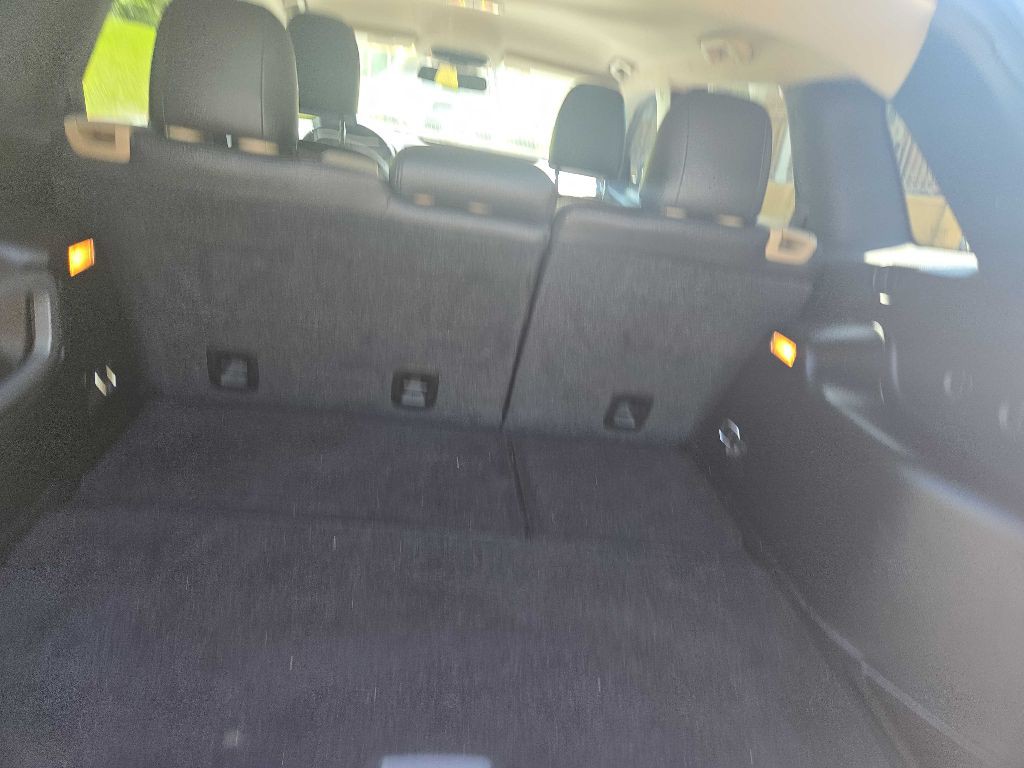 2017 Jeep Cherokee Image 14