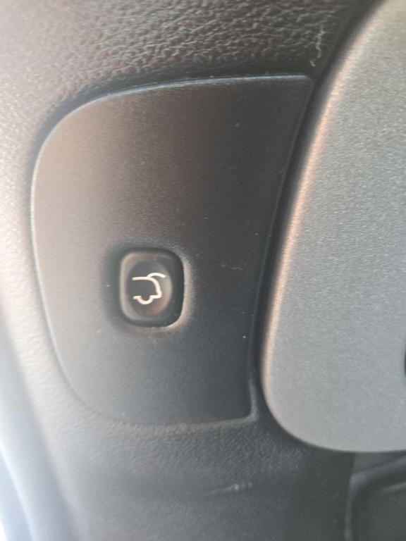 2017 Jeep Cherokee Image 15