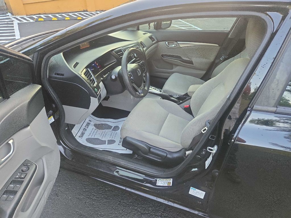 2013 Honda Civic Image 25