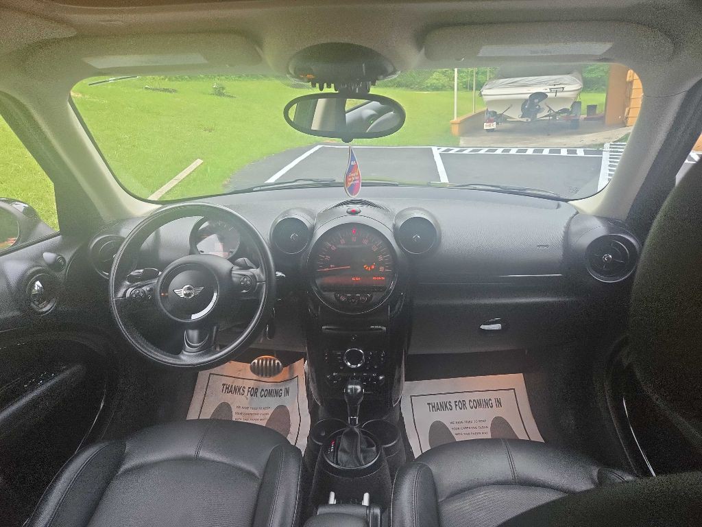 2015 MINI Cooper Image 4