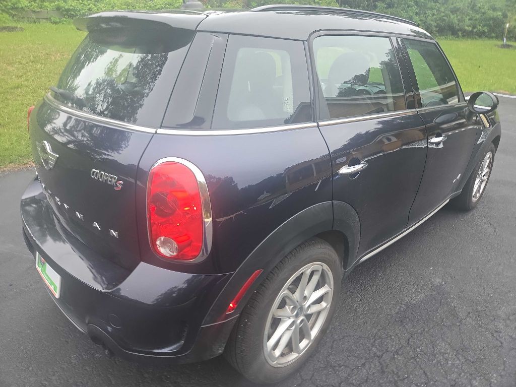 2015 MINI Cooper Image 13