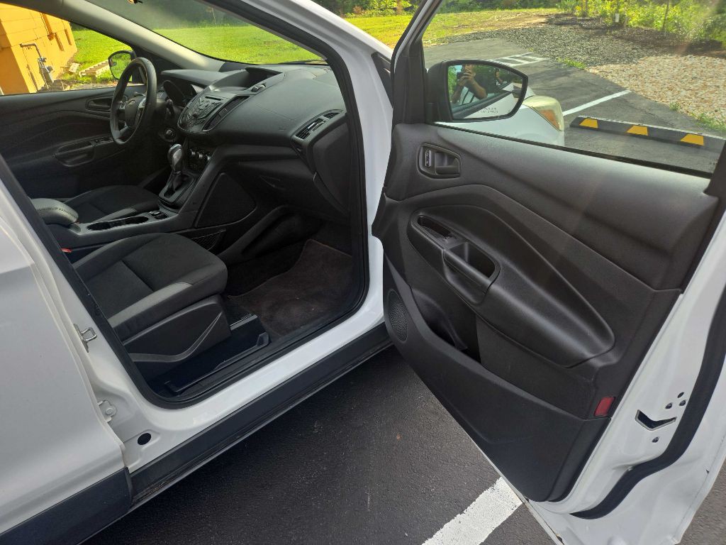 2015 Ford Escape Image 8