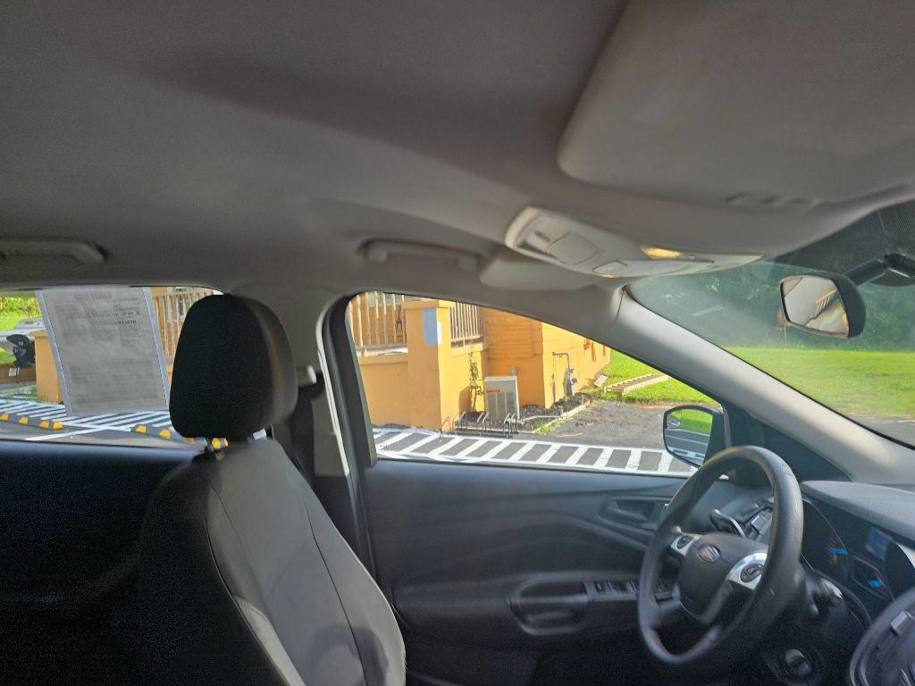 2015 Ford Escape Image 10