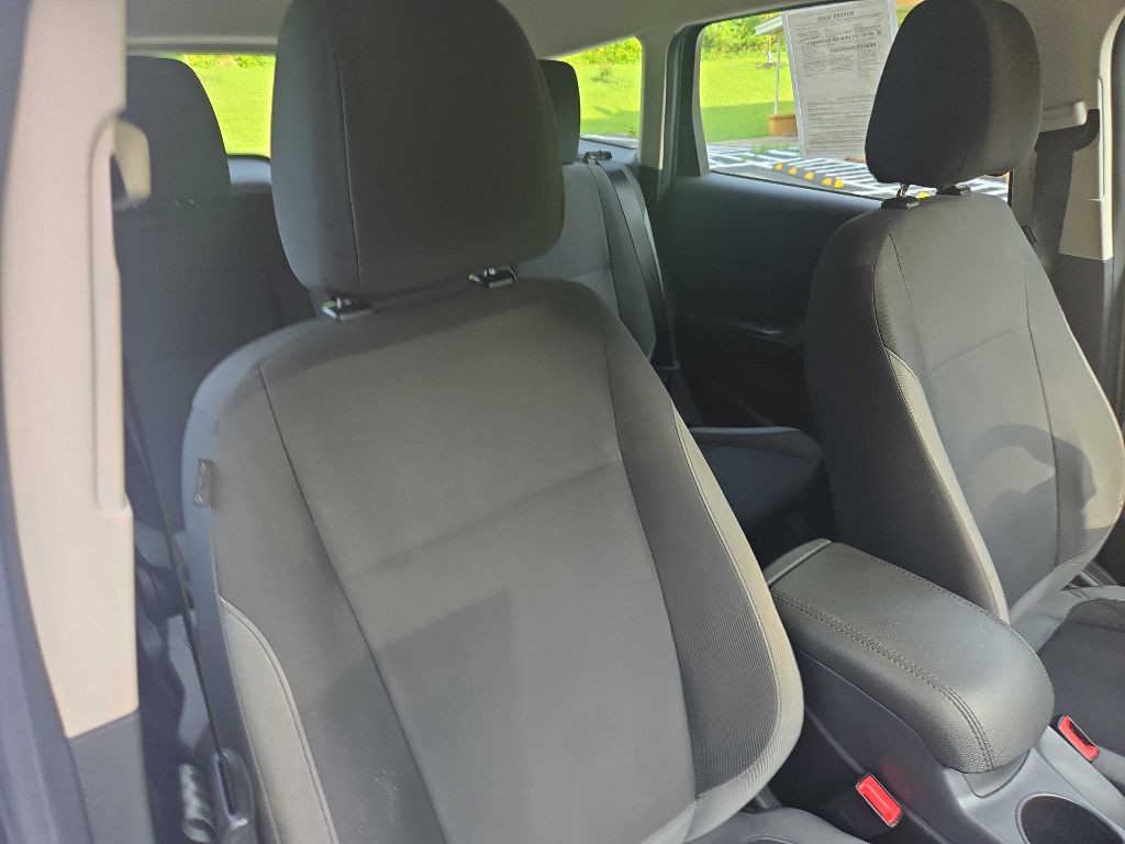 2015 Ford Escape Image 11